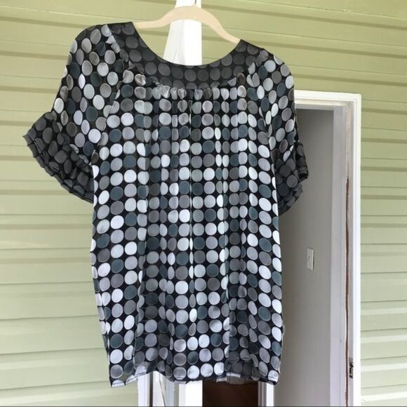 BCBGMaxAzria Gray & Blue Polka Dot Top Size M Silk blend - Picture 3 of 10